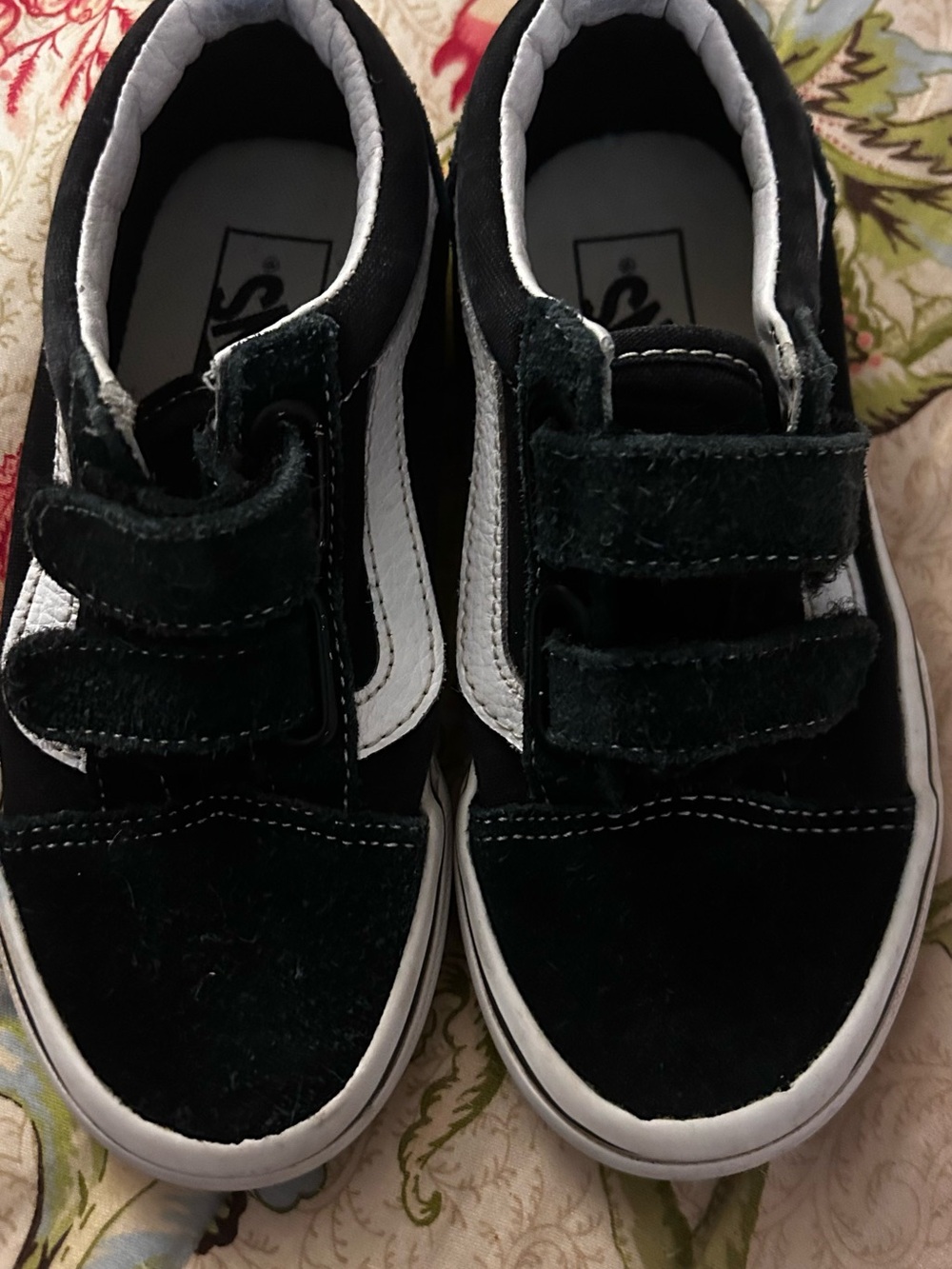 Vans Old Skool V Black White Kids Size 11 Velcro Sneakers
